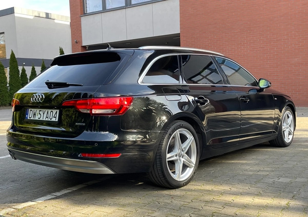 Audi A4 cena 85900 przebieg: 157460, rok produkcji 2017 z Wrocław małe 781